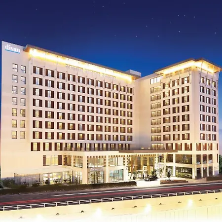 Hotel Divan 5*