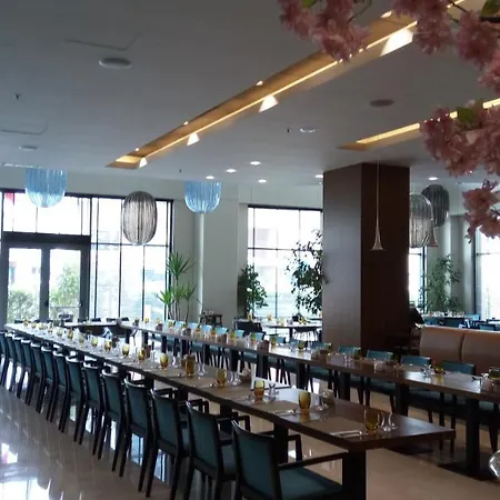 Divan Hotel 5*